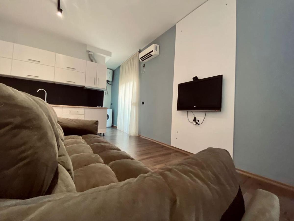 Wild Villa Apartments Sarandë Exterior foto